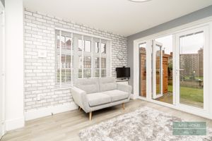 Photo 19- click for photo gallery